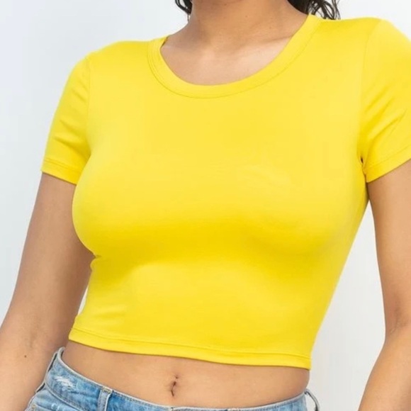 Women Yellow Casual Basic Cap Sleeve Slim Fitted Round Neck Crop Tee - Picture 4 of 5